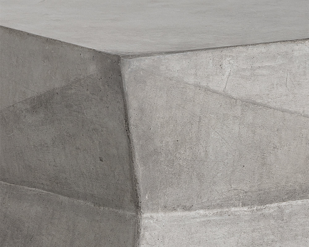 Sunpan Niran Pedestal