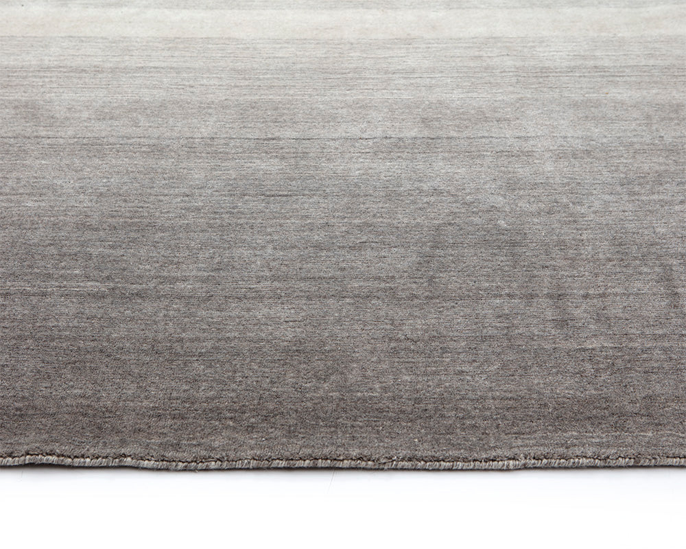 Sunpan Brisbane Hand-woven Rug - Grey in 8' X 10' / 9' X 12'