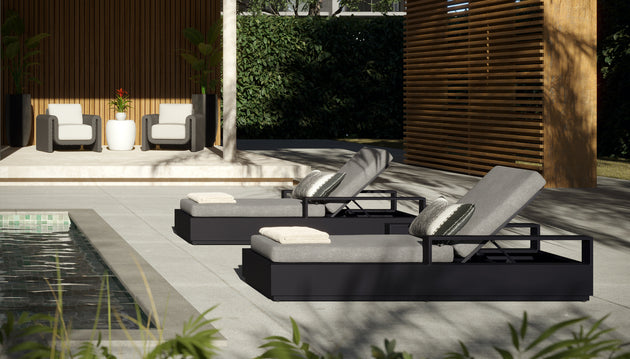 Sunpan Tavira Lounger - Lanikai Salt And Pepper
