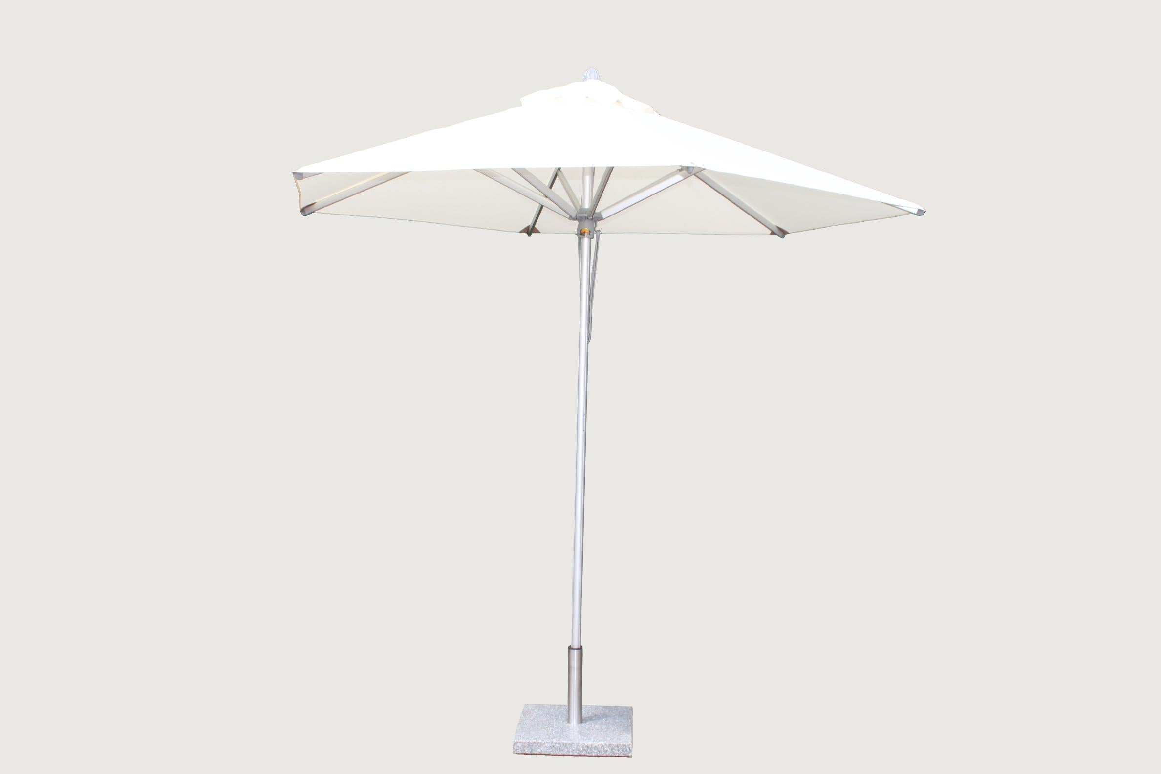 Bambrella Santa Ana 2.7m Round Umbrella