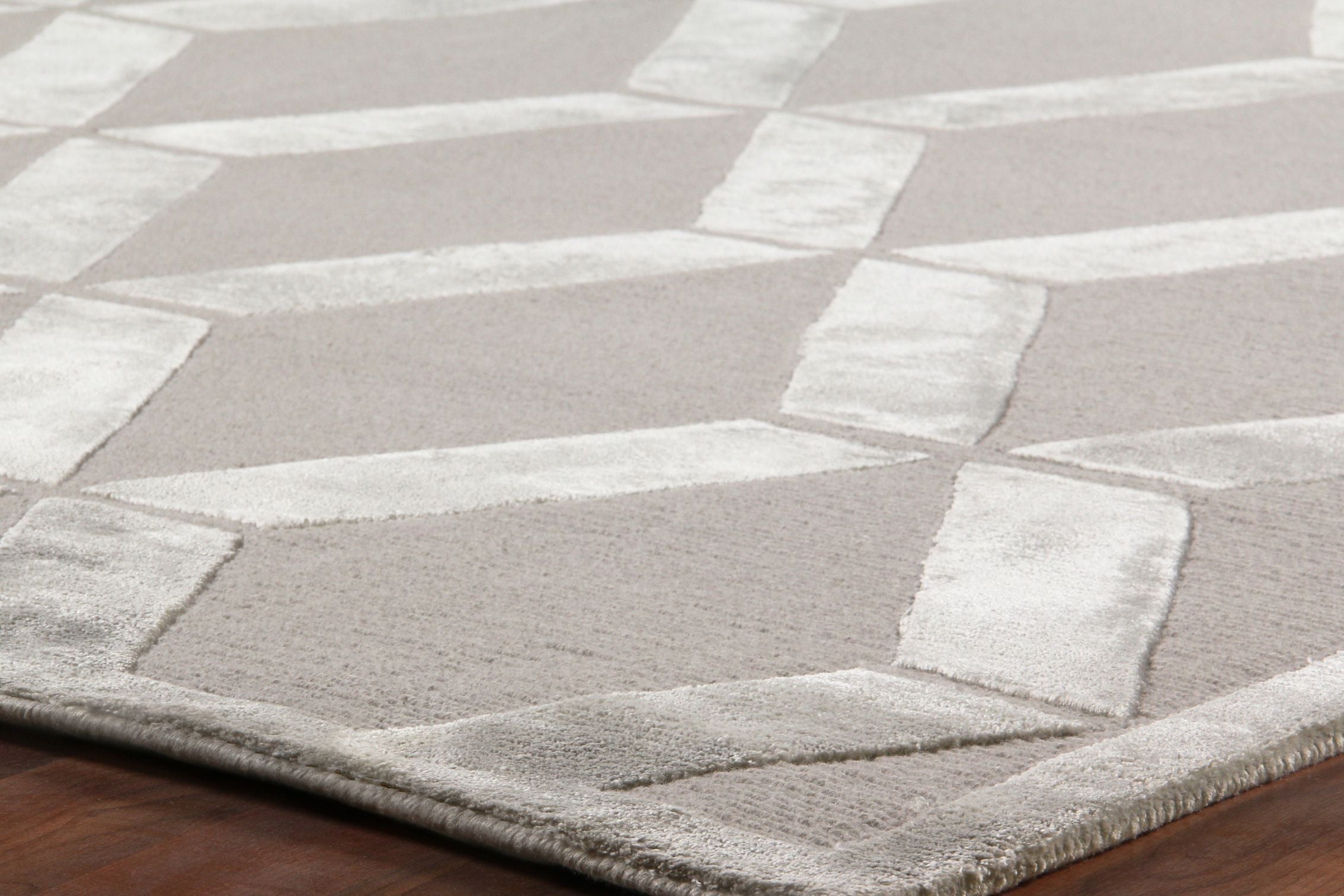 Exquisite Rugs Metro Velvet Handmade Hand-Knotted New Zealand Wool and Viscose Area Rug