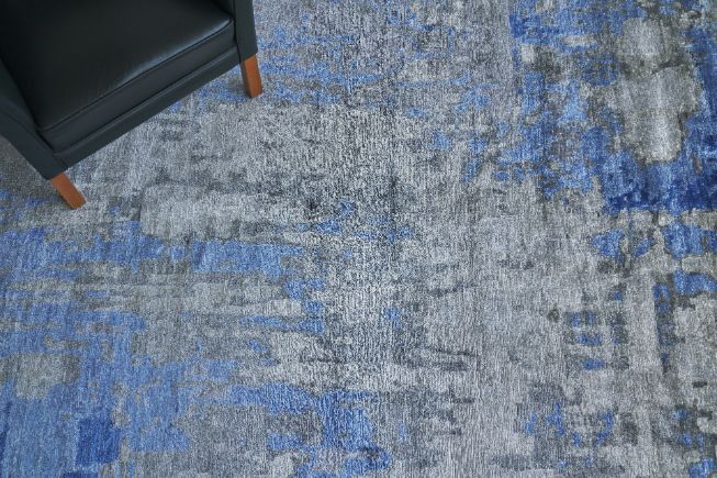 Exquisite Rugs Bamboo Silk Handmade Hand-Knotted Bamboo Silk and Cotton Area Rug