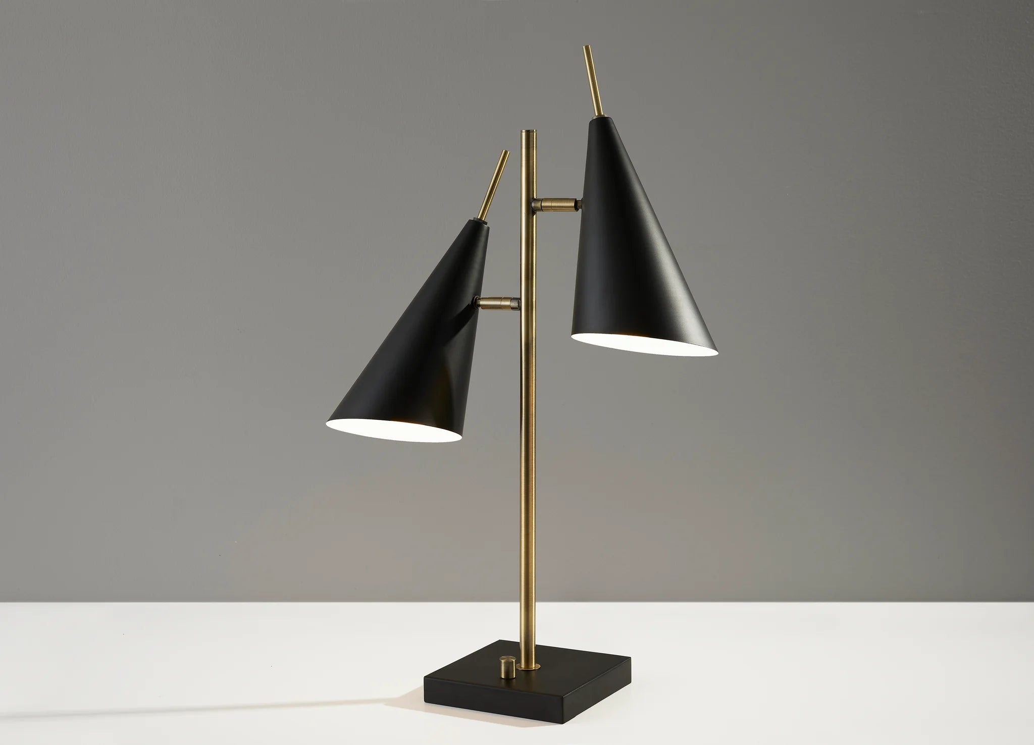 Adesso Owen Table Lamp Antique Brass