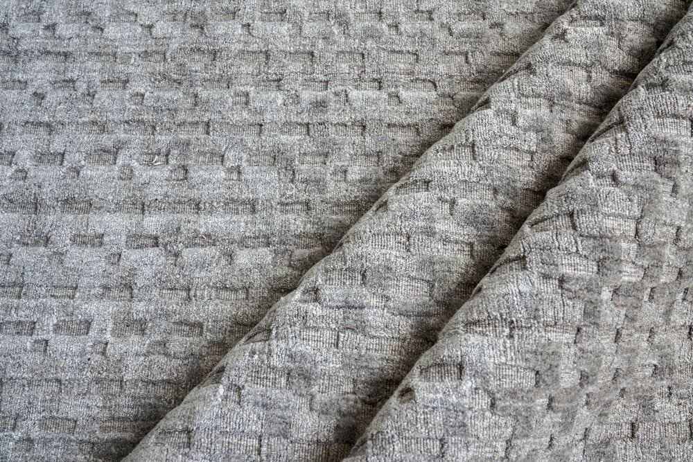 Exquisite Rugs Monroe Silk Handmade Hand Loomed Bamboo Silk and Cotton Area Rug