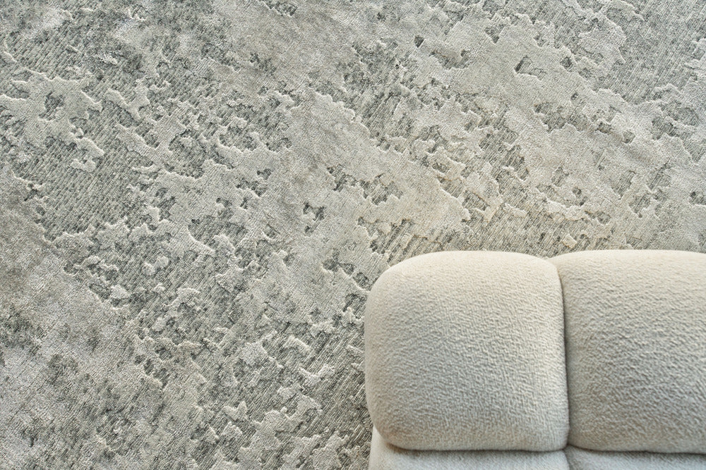 Exquisite Rugs Cosmo Handmade Hand-Knotted New Zealand Wool and Bamboo Silk Area Rug