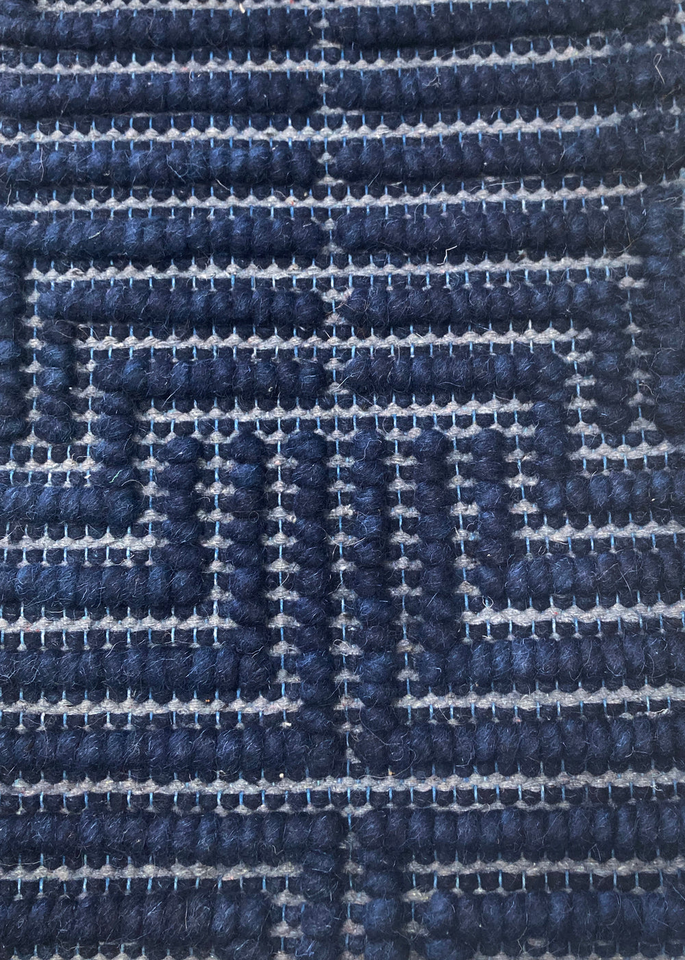 Exquisite Rugs Manzoni Handmade Hand Loomed Viscose and Cotton Area Rug