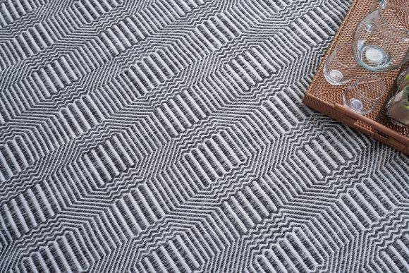 Exquisite Rugs Naples INDOOR/OUTDOOR Handmade Flatwoven PET yarn Area Rug