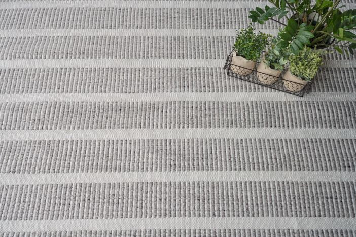 Exquisite Rugs Boca INDOOR/OUTDOOR Handmade Flatwoven PET yarn Area Rug