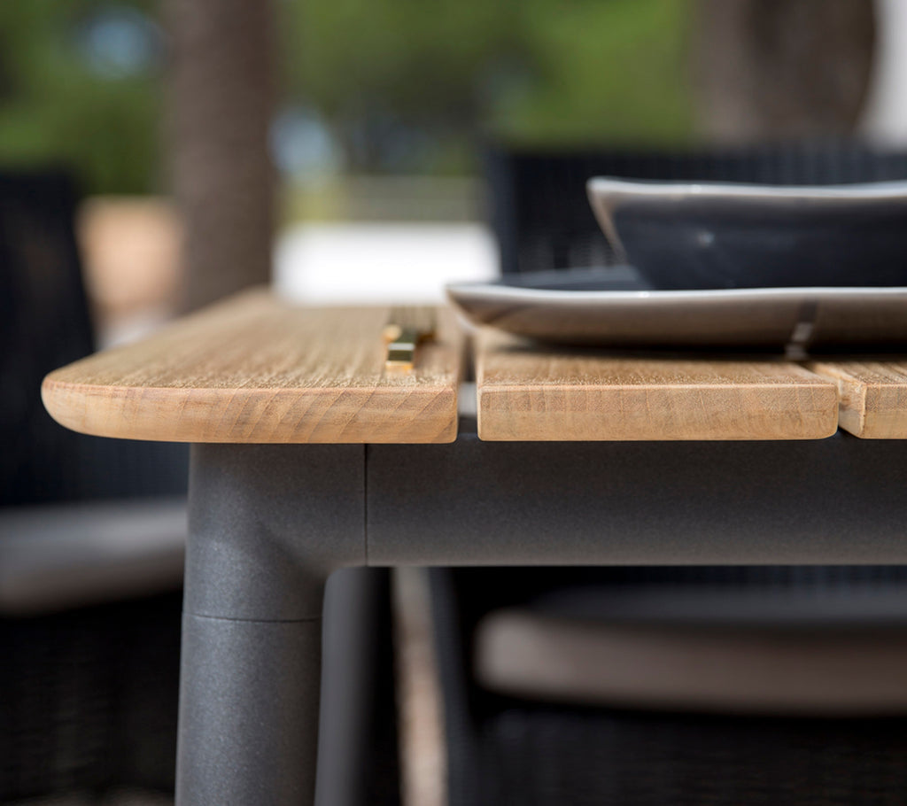 Cane-LIne Core Dining Table