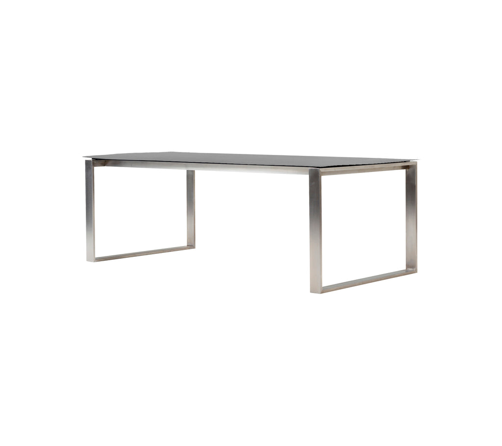 Cane-Line Edge Dining Table with Extensions