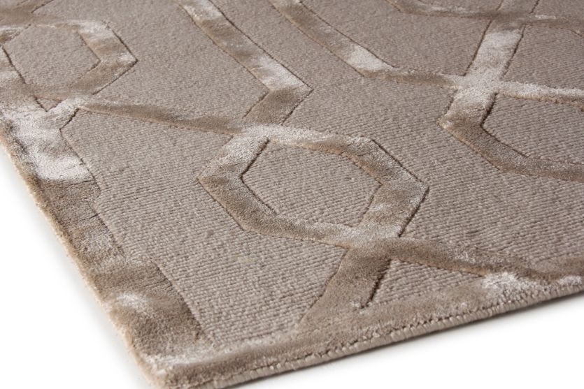 Exquisite Rugs Metro Velvet Handmade Hand-Knotted New Zealand Wool and Viscose Area Rug