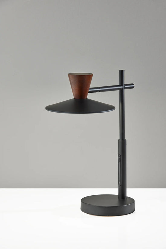 Adesso Elmore LED Desk Lamp With Smart Switch