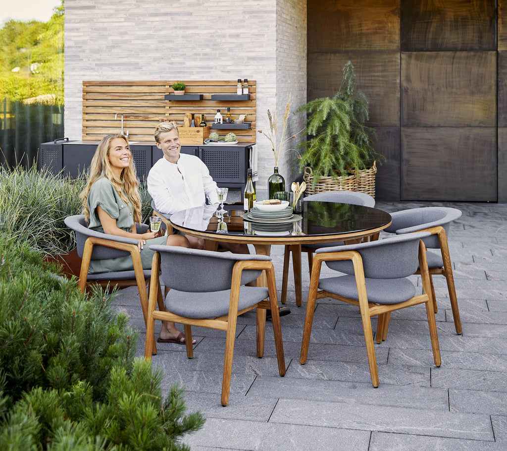 Cane-Line Aspect Dining Table - Dia. 56.7"