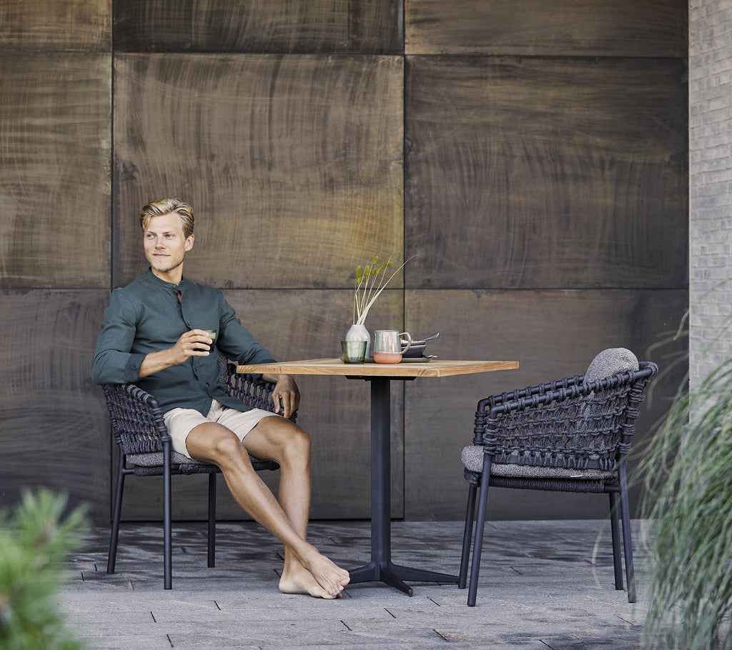 Cane-Line Drop Cafe Table 28.34"x28.34"