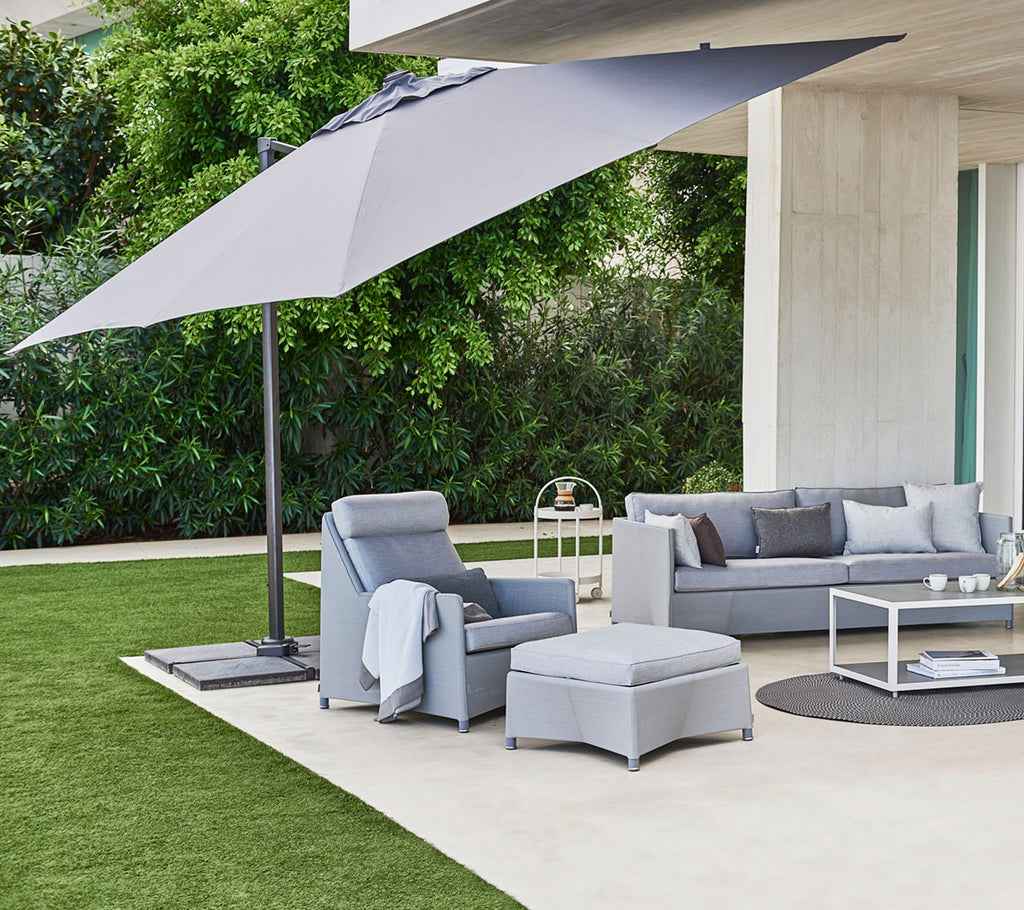 Cane-Line Hyde Luxe Tilt Parasol 118.2 x 118.2 Inches - Aluminium