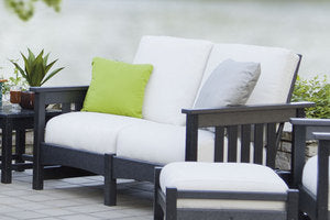 POLYWOOD¨ Mission Settee