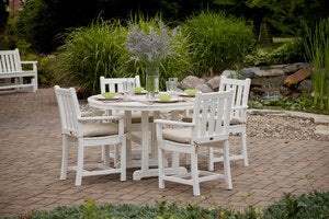 POLYWOOD¨ Traditional Garden 5-Piece Dining Set
