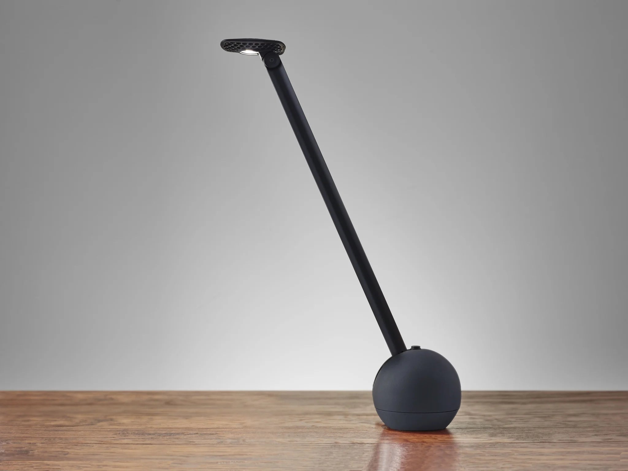 Adesso ADS360 Kiu LED Desk Lamp