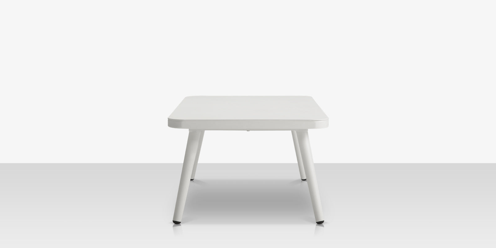 DecoScapes Furniture Cosmo Aluminum 20'' Wide Square End Table