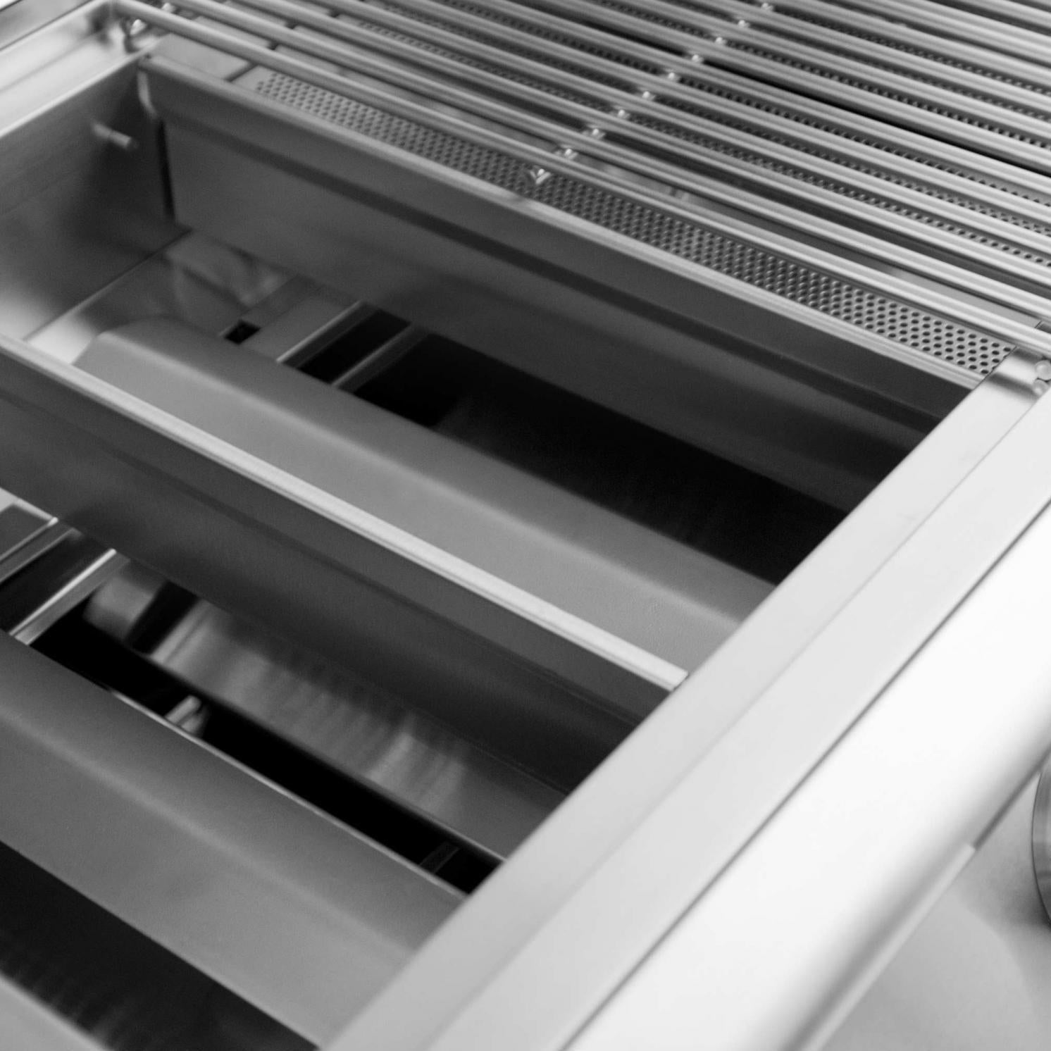 Blaze Grills 40-Inch 5-Burner LTE3 Gas Grill With Rear Burner And Built-in Lighting System