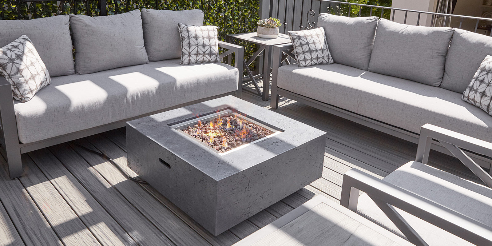 DecoScapes Elements Concrete Fire Pit - Square