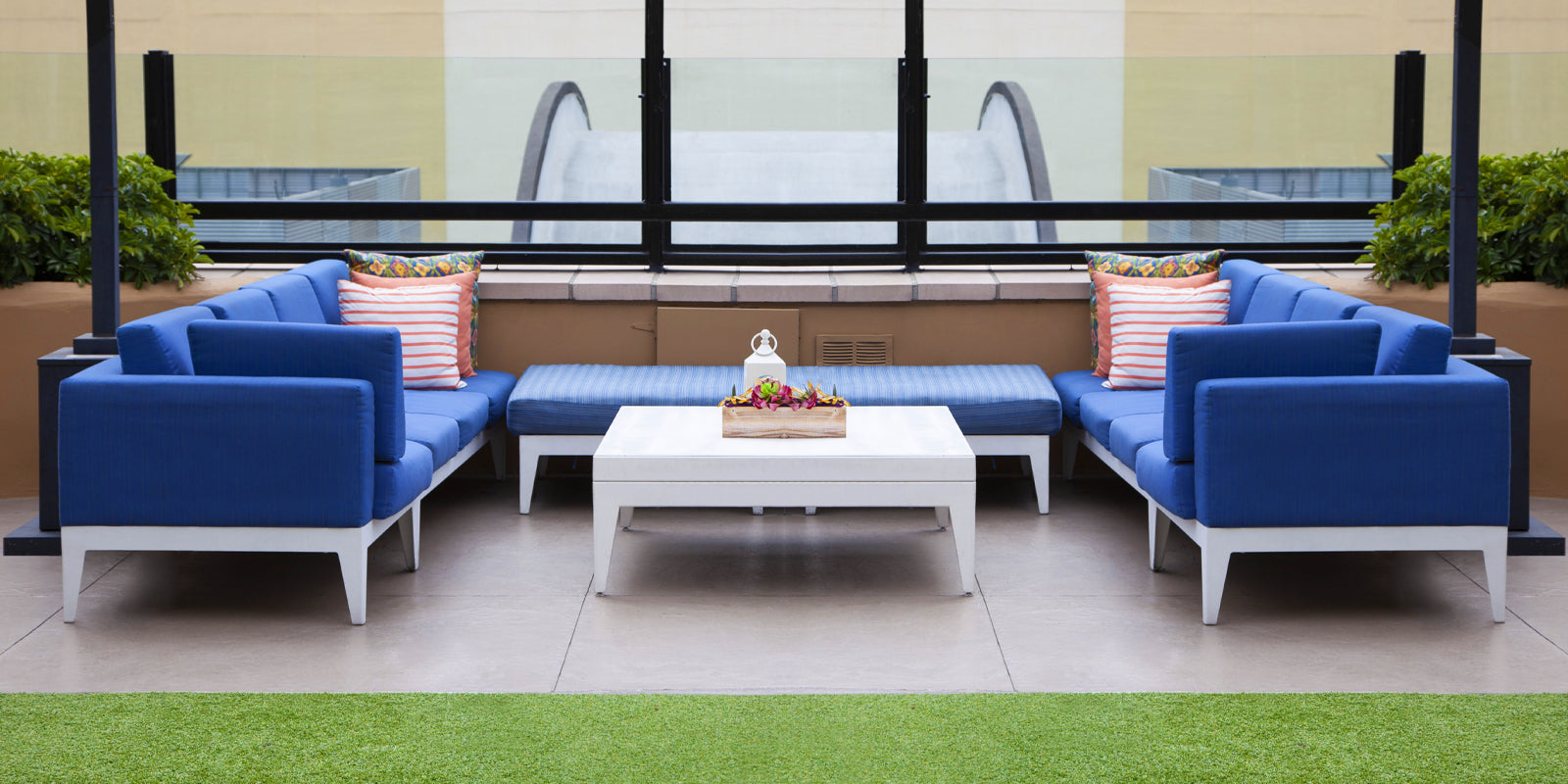 DecoScapes South Beach Small Square Coffee Table