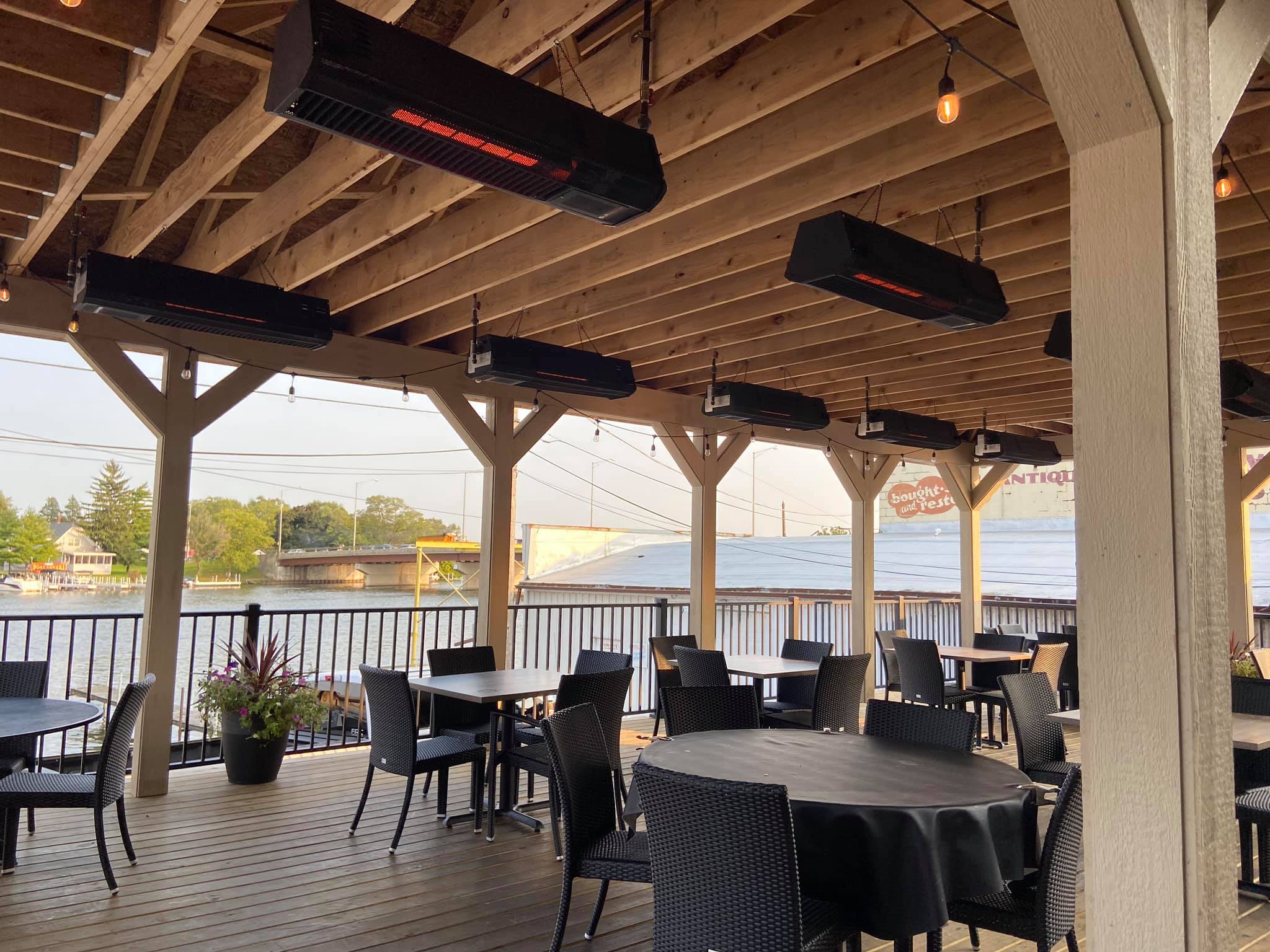 Schwank Patio Heaters Supreme 2352 Marine Grade S/S with Black Finish | 50/35,000 BTU NG