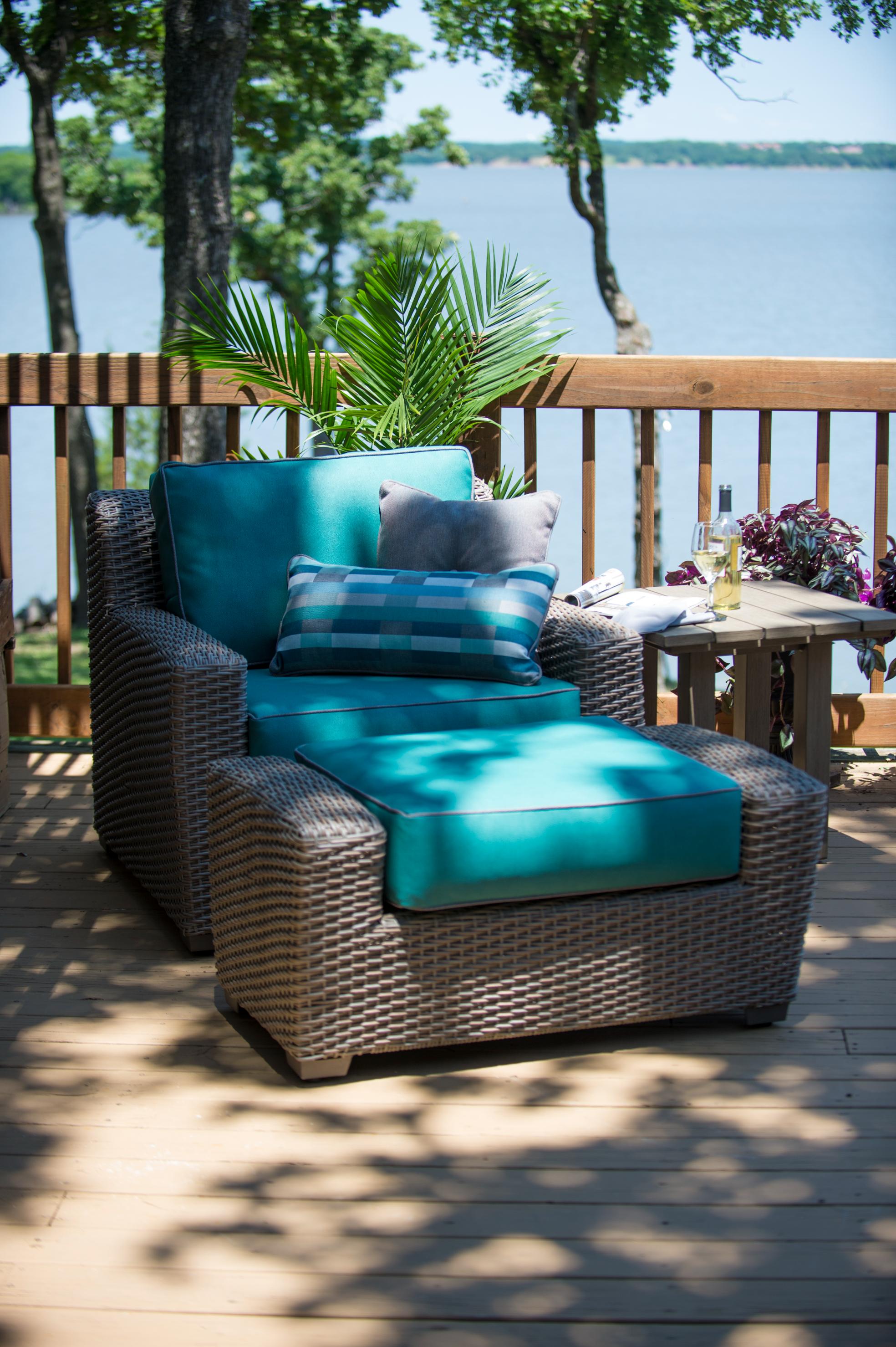 Aged TeakWith Cushion, Grade B or COM