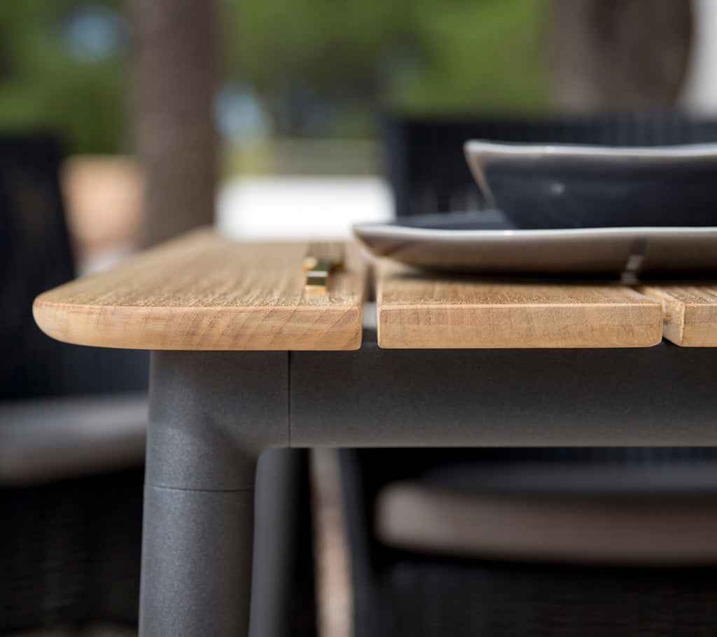 Cane-Line Core Dining Table