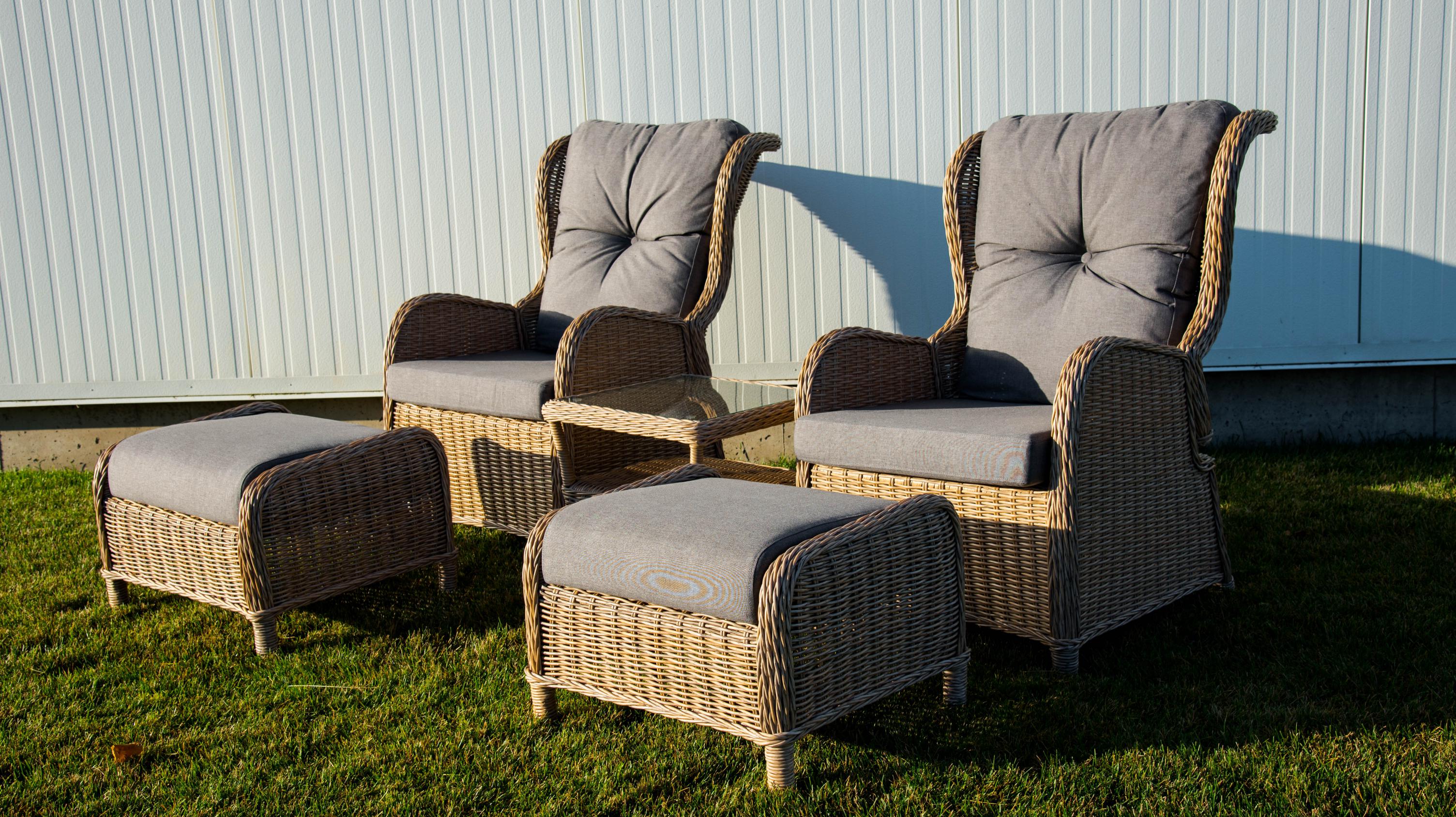Vivere Hammocks Southampton Rattan Sofa Conversation 5pc Set - Dark Grey Cushion