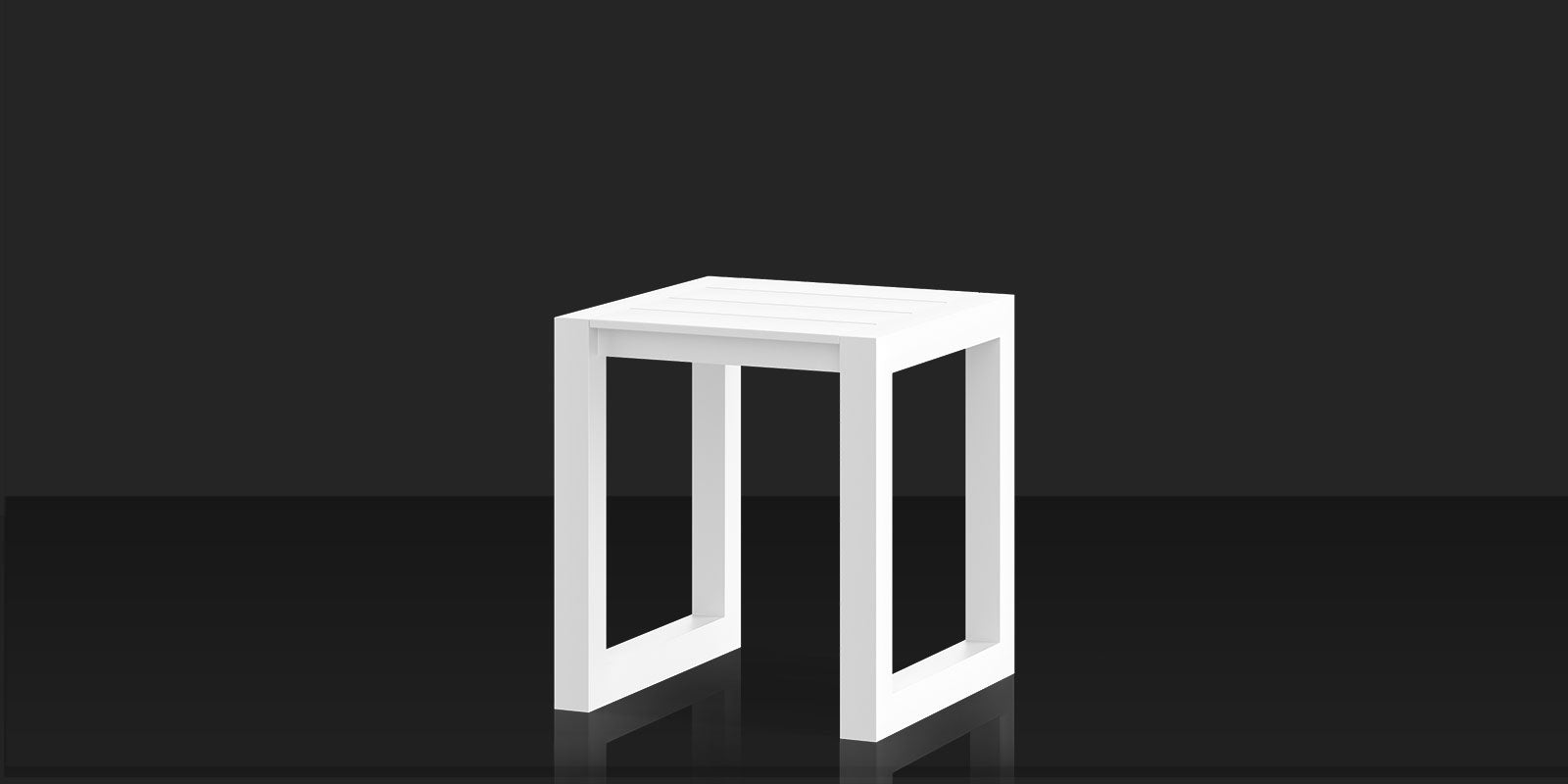 DecoScapes Iconic Aluminum Small 18'' Wide Square Side Table