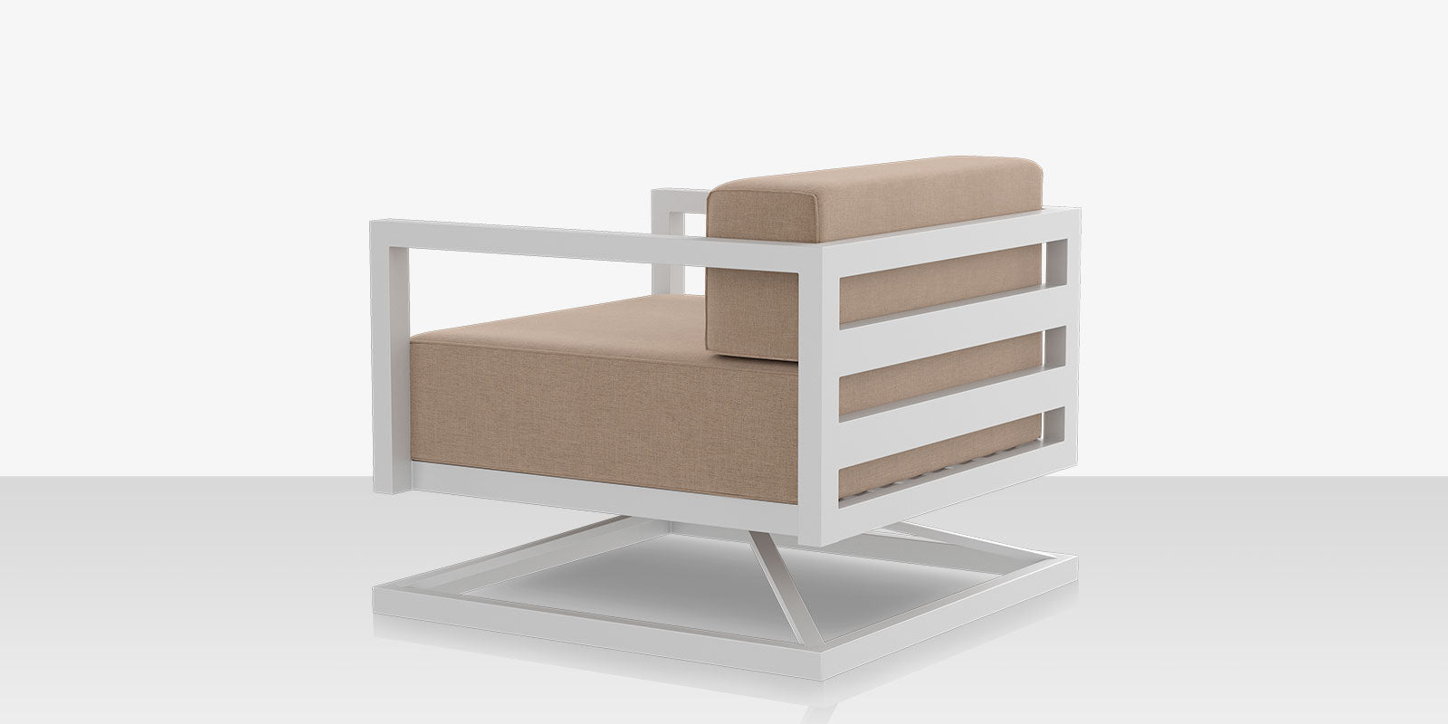 DecoScapes Iconic Aluminum Swivel Club Chair