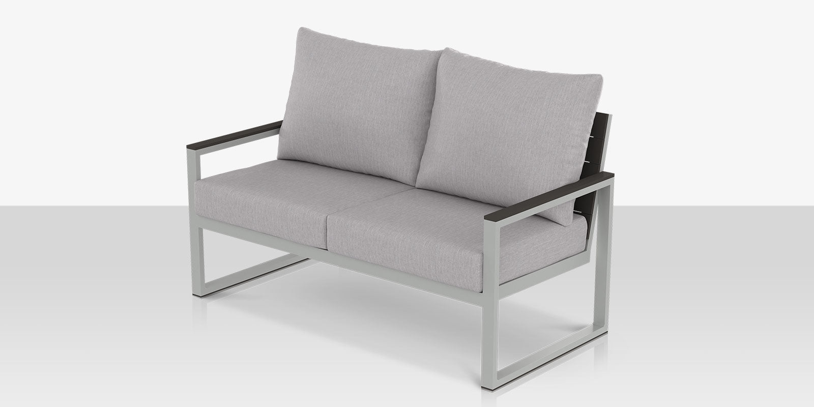 DecoScapes Modera Loveseat
