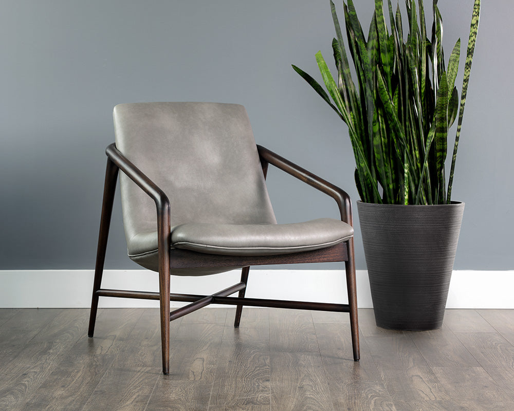 Sunpan Mila Lounge Chair In Bravo Cream/Bravo Metal/Dark River