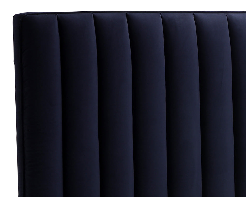 Sunpan Yosi Bed - Queen In Abbington Navy/Antonio Charcoal