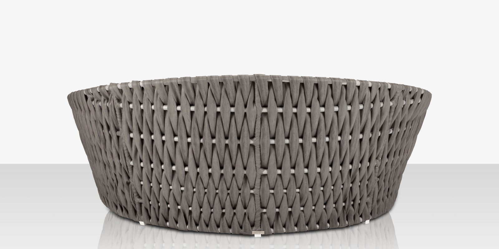 DecoScapes Aria 70" Round Aluminum Cushion Daybed