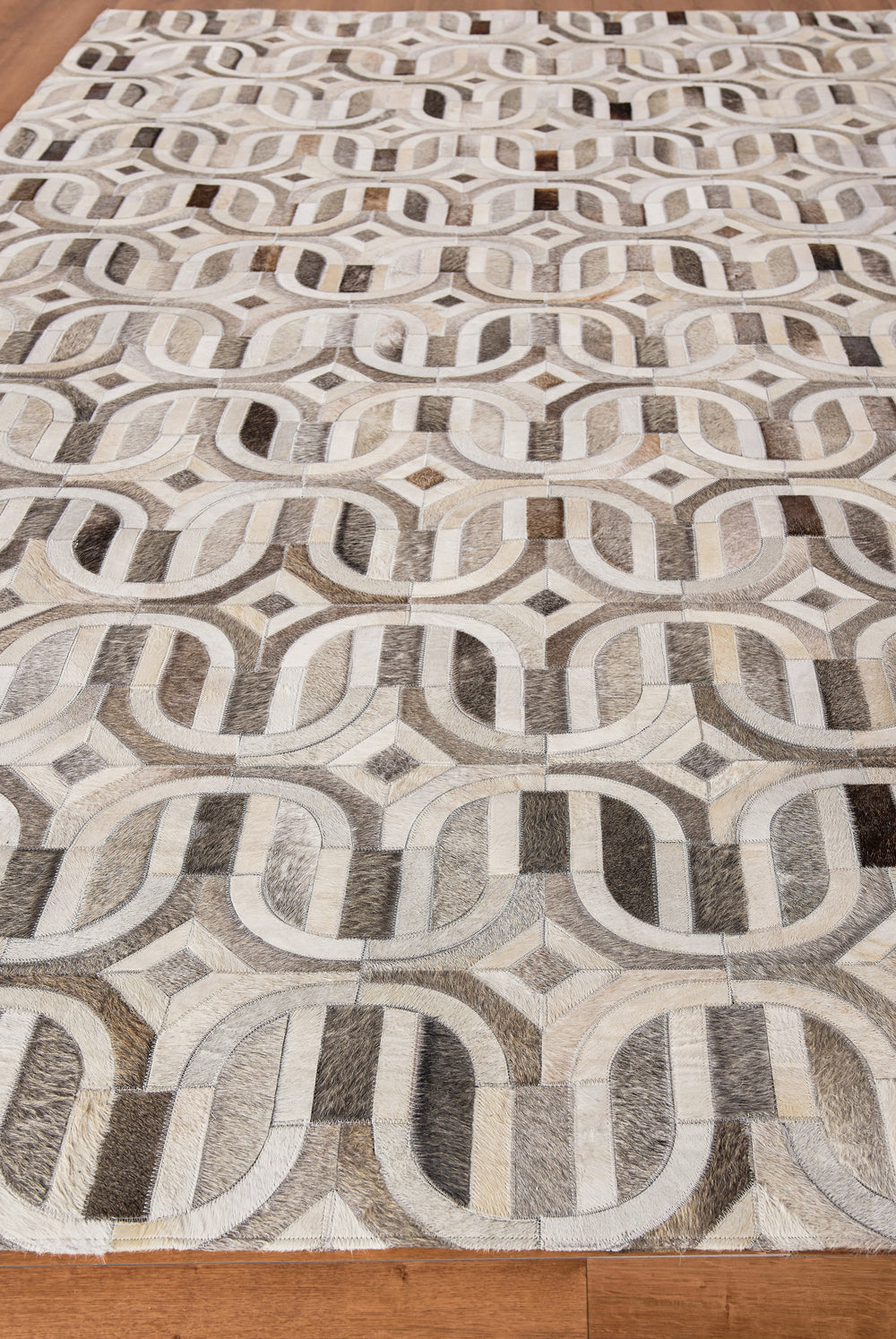 Exquisite Rugs Natural Hide Cowhide Silver Area Rug