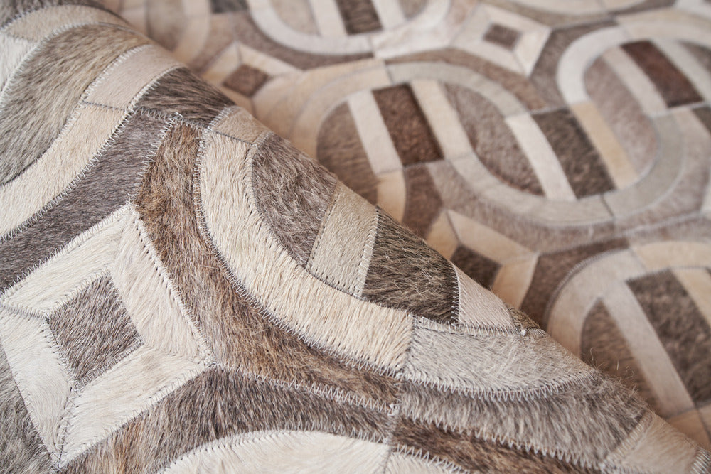 Exquisite Rugs Natural Hide Cowhide Silver Area Rug