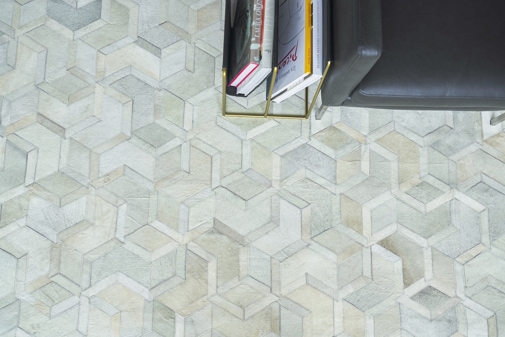 Exquisite Rugs Natural Hide Cowhide Silver Area Rug