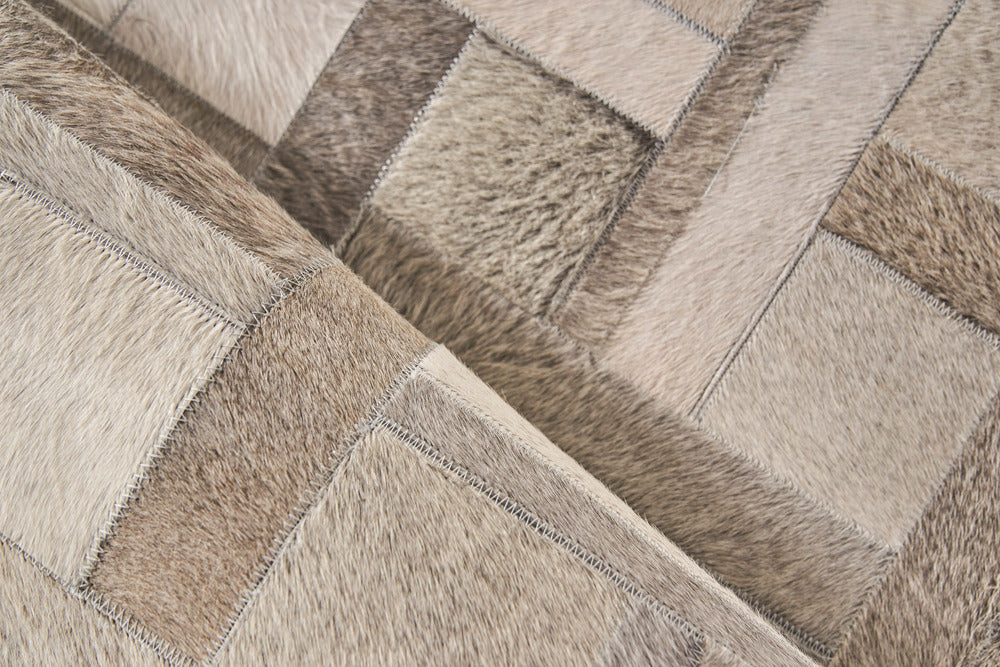 Exquisite Rugs Natural Hide Cowhide Silver Area Rug