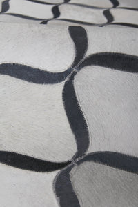 Exquisite Rugs Natural Hide Cowhide Silver Area Rug
