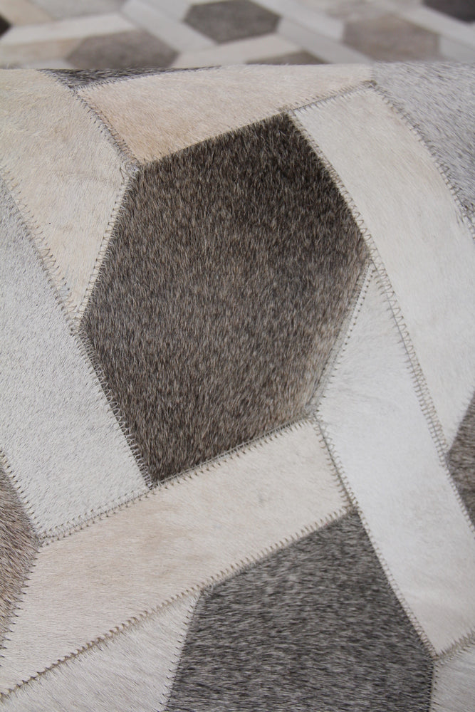 Exquisite Rugs Natural Hide Cowhide Silver Area Rug