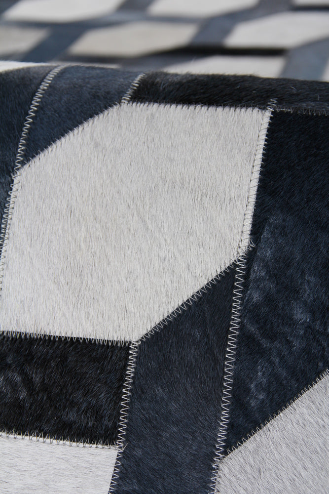 Exquisite Rugs Natural Hide Cowhide Silver Area Rug