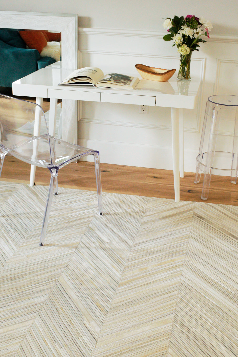 Exquisite Rugs Natural Hide Cowhide Silver Area Rug