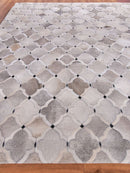 Exquisite Rugs Natural Hide Cowhide Silver Area Rug