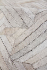 Exquisite Rugs Natural Hide Cowhide Silver Area Rug