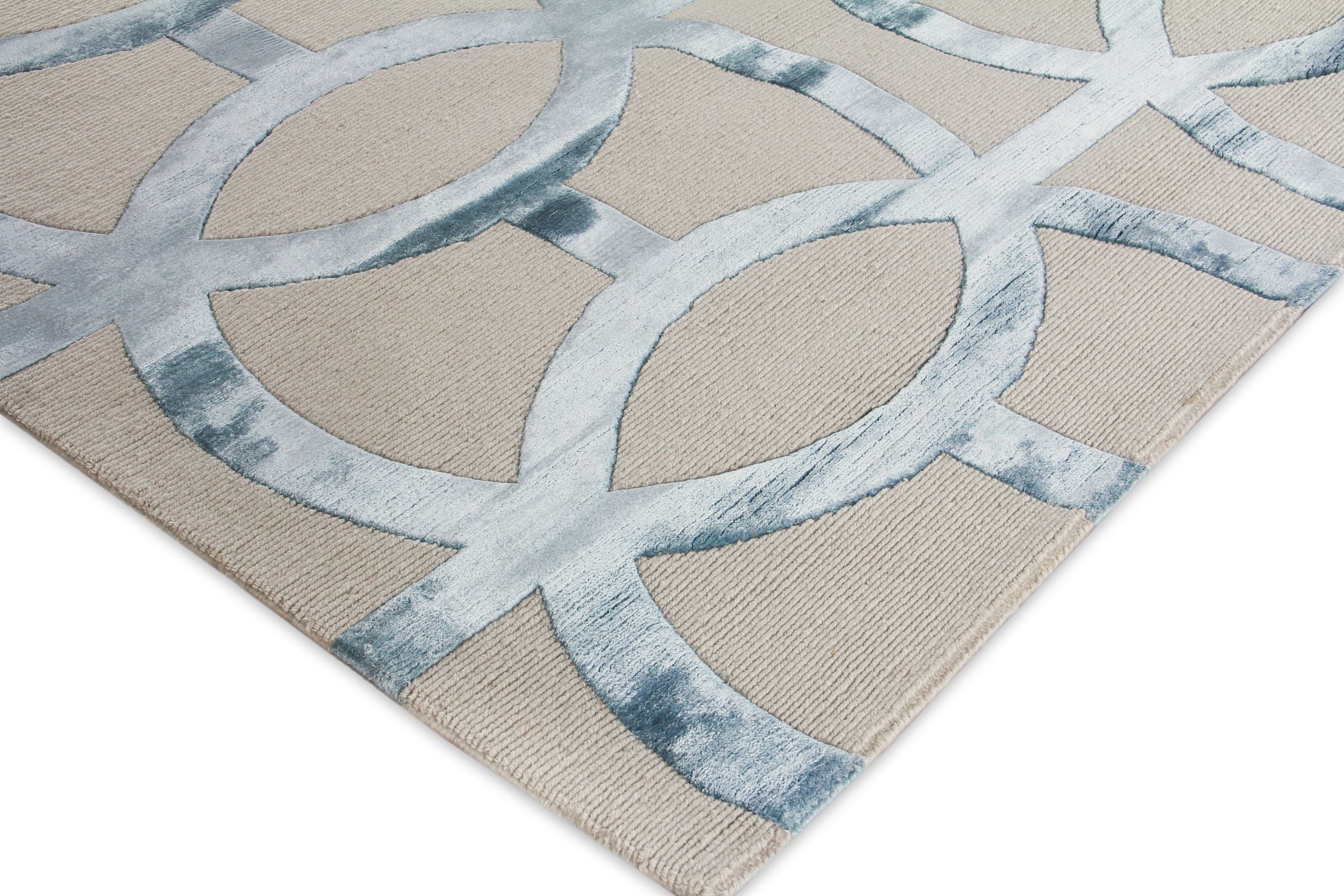 Exquisite Rugs Metro Velvet Handmade Hand-Knotted New Zealand Wool and Viscose  Area Rug