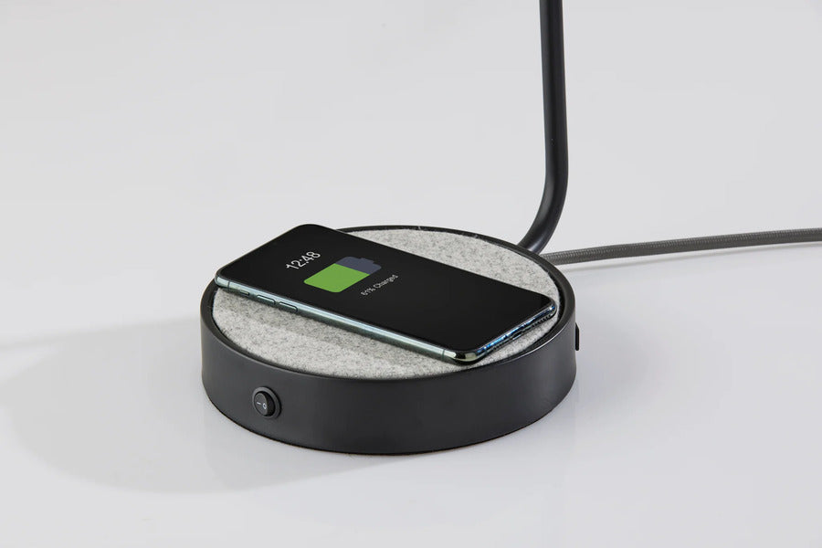 Adesso Brooks Adesso Charge Wireless Charging Desk Lamp