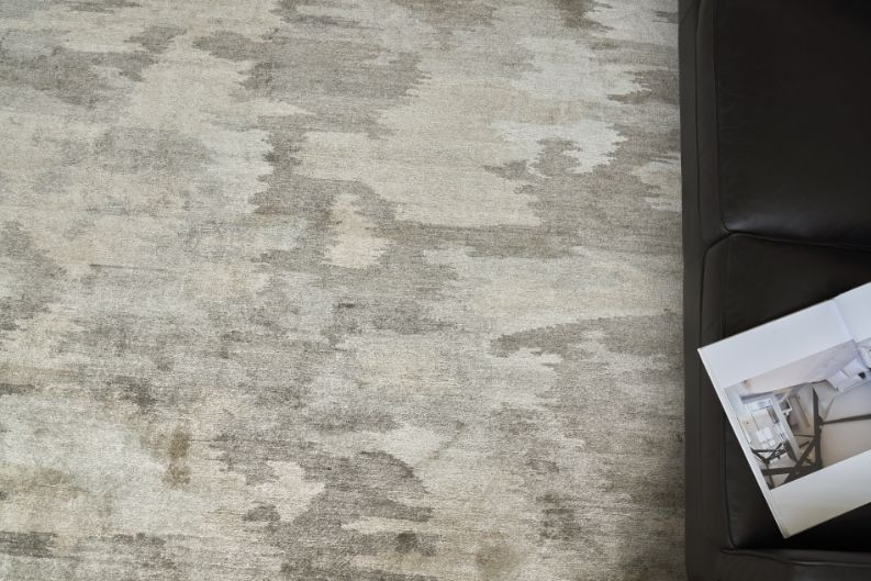 Exquisite Rugs Bamboo Silk Handmade Hand-Knotted Bamboo Silk and Cotton Area Rug