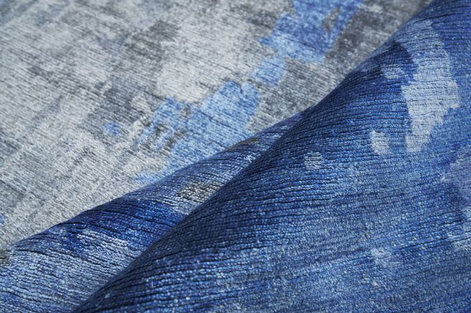 Exquisite Rugs Bamboo Silk Handmade Hand-Knotted Bamboo Silk and Cotton Area Rug